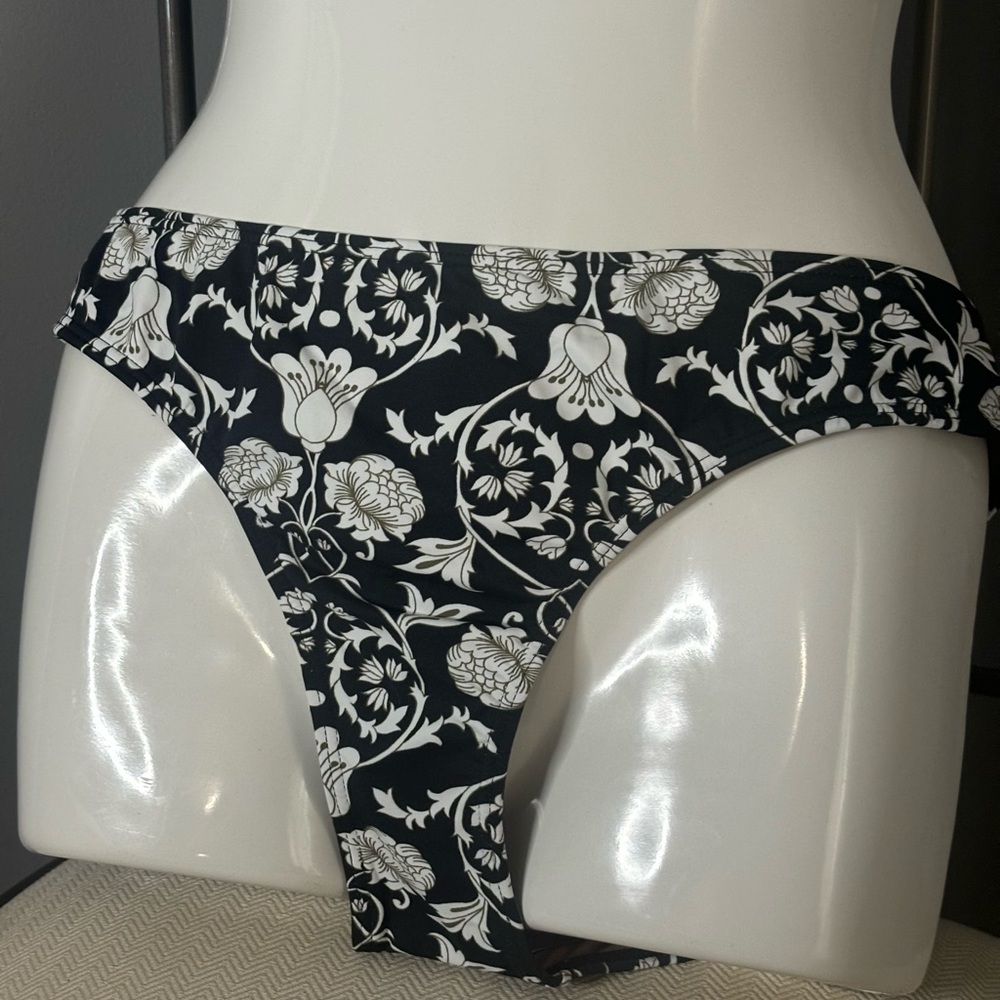 CIA MARITIMA Black floral Bikini Bottoms